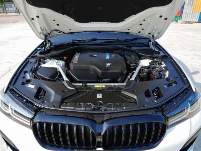 2021 BMW Series 5 530e 2.0 M Sport Plug in Hybrid (G30) ⭐ ฟรีดาวน์ ⭐ ดอกเบี้ย 0% 12 เดือน รูปที่ 1
